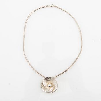 Theresia Hvorslev, necklace, sterling silver, Mema, Lidköping, 1979.