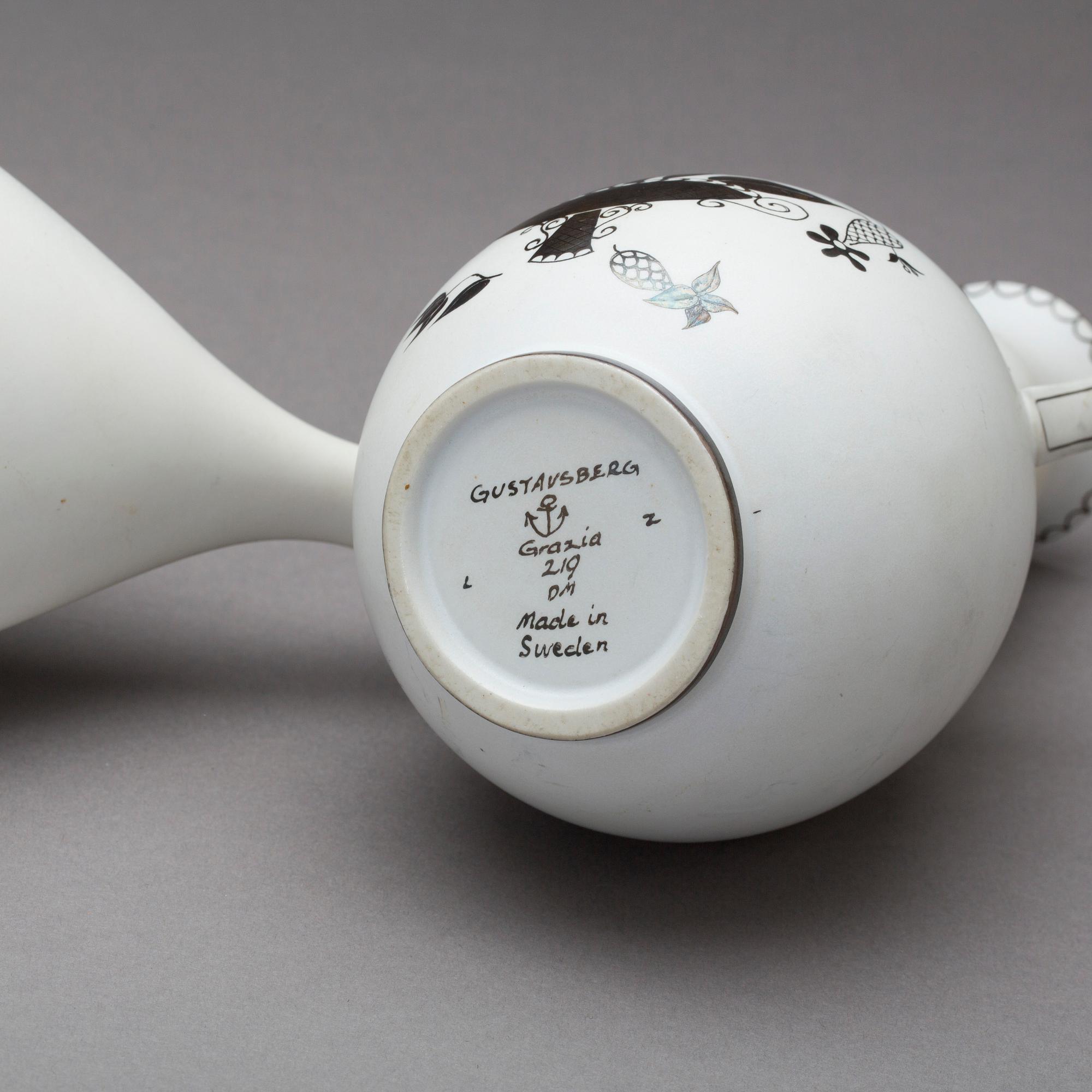 VAS samt FAT, Stig Lindberg, vitt carrara-gods, Pungo och  Grazia, 1900-talets mitt.