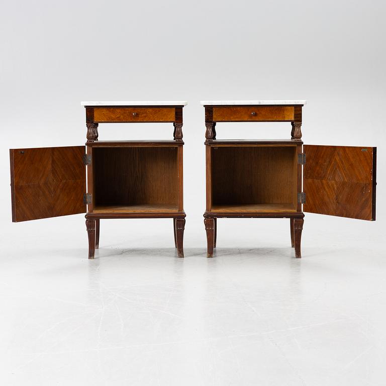 Sängbord, ett par, 1920-30-tal.