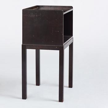 Axel Einar Hjorth, sidobord, "Typenko", sannolikt utställt i Chicago 1933, Nordiska Kompaniet 1933.