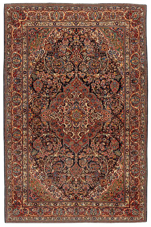 A rug, semi-antique, Sarouk, ca 200 x 129 cm.