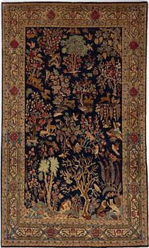 Carpet, oriental figural, ca 264 x 157 cm.