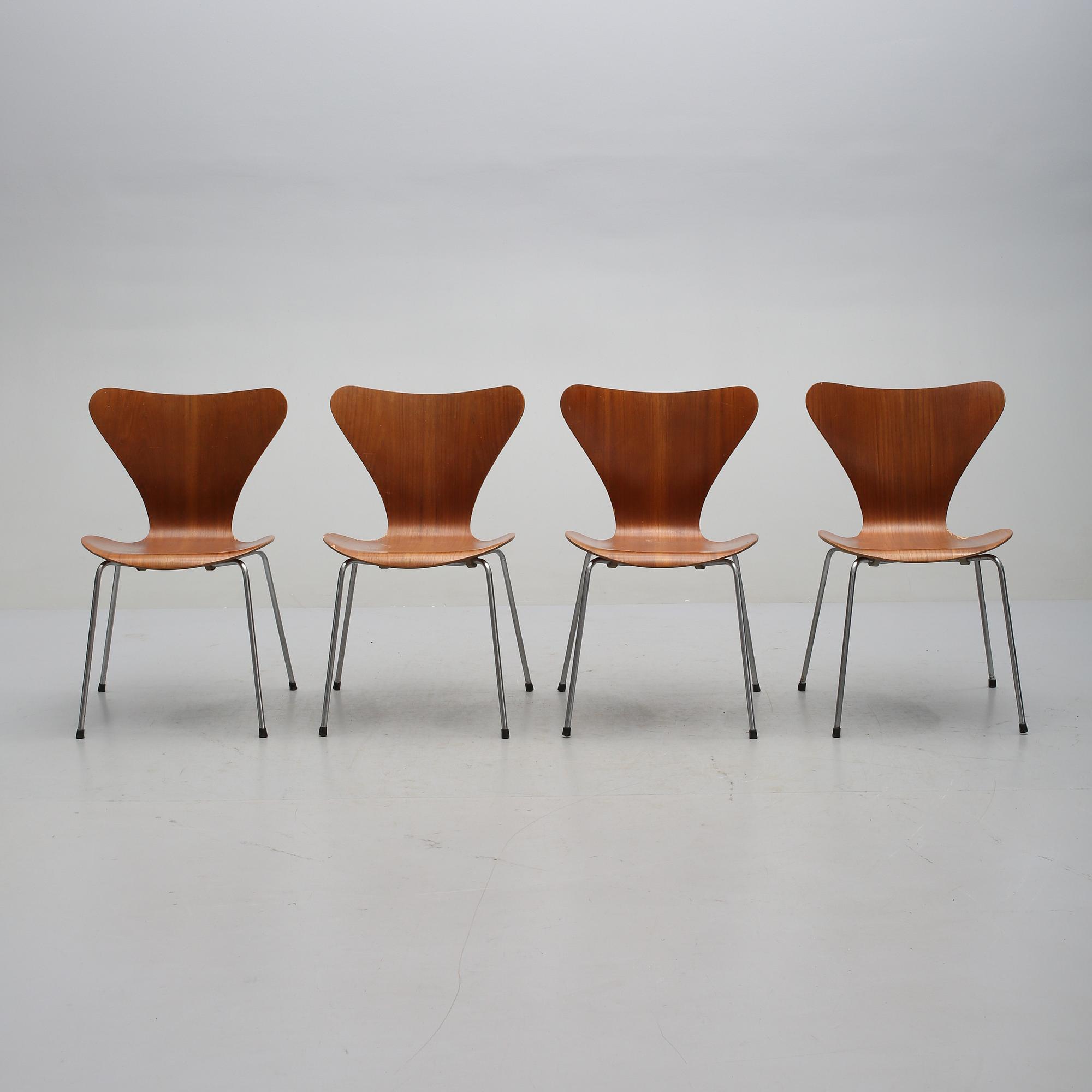 STOLAR, 4 st, Arne Jacobsen, 1900-talets andra hälft.