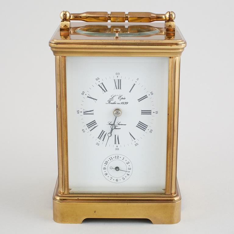 L´EPÉE, Fondée en 1839, Sainte-Suzanne France, travel alarm clock, lever escapement, second half of the 20th century.