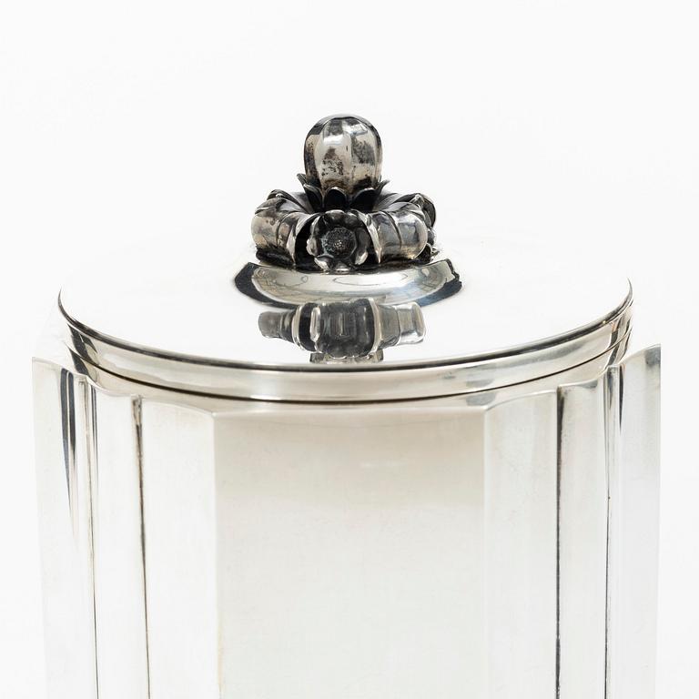 A sterling silver cigarett jar, Borgila, Stockholm, Sweden, 1951.