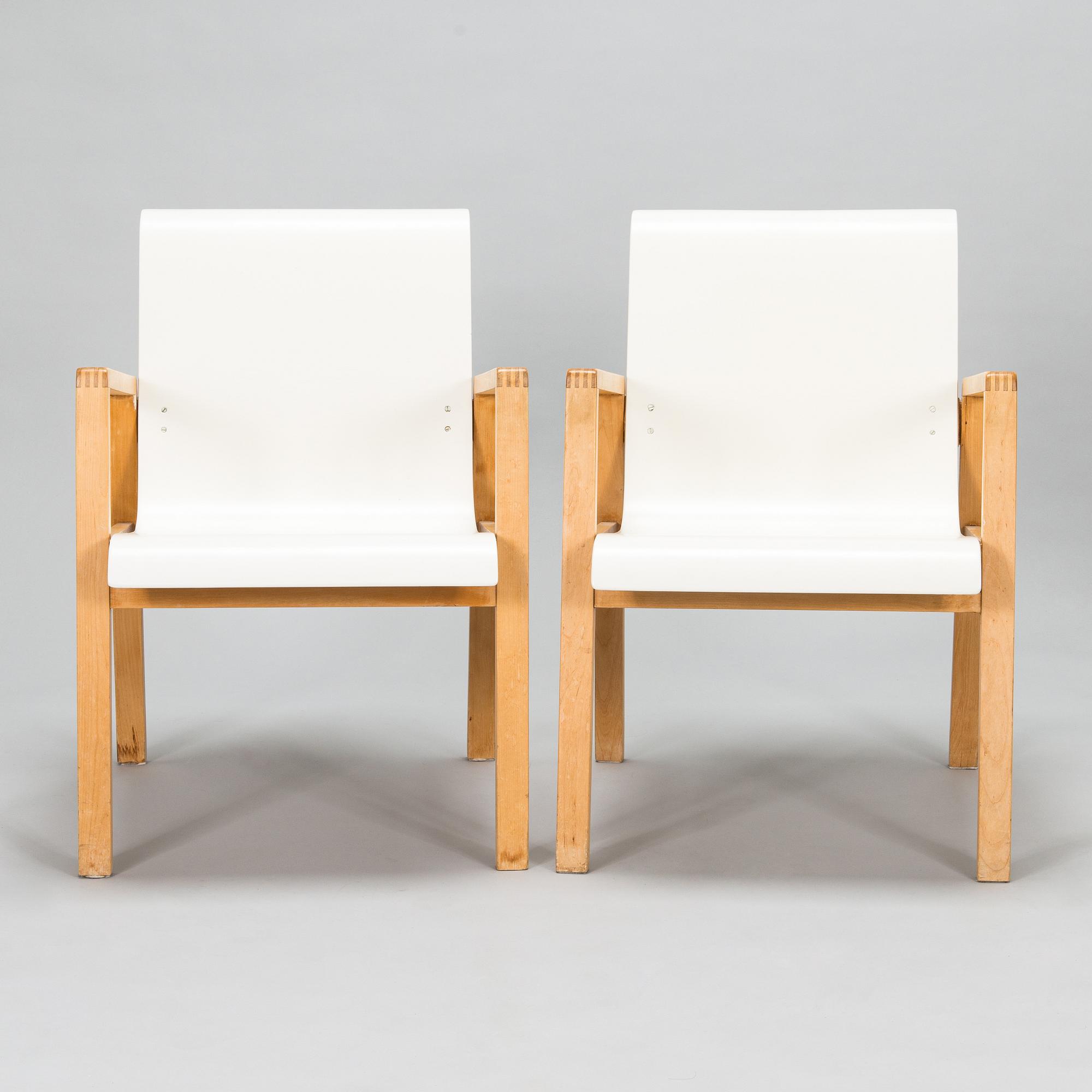 Alvar Aalto, a pair of '403' armchairs for Artek.