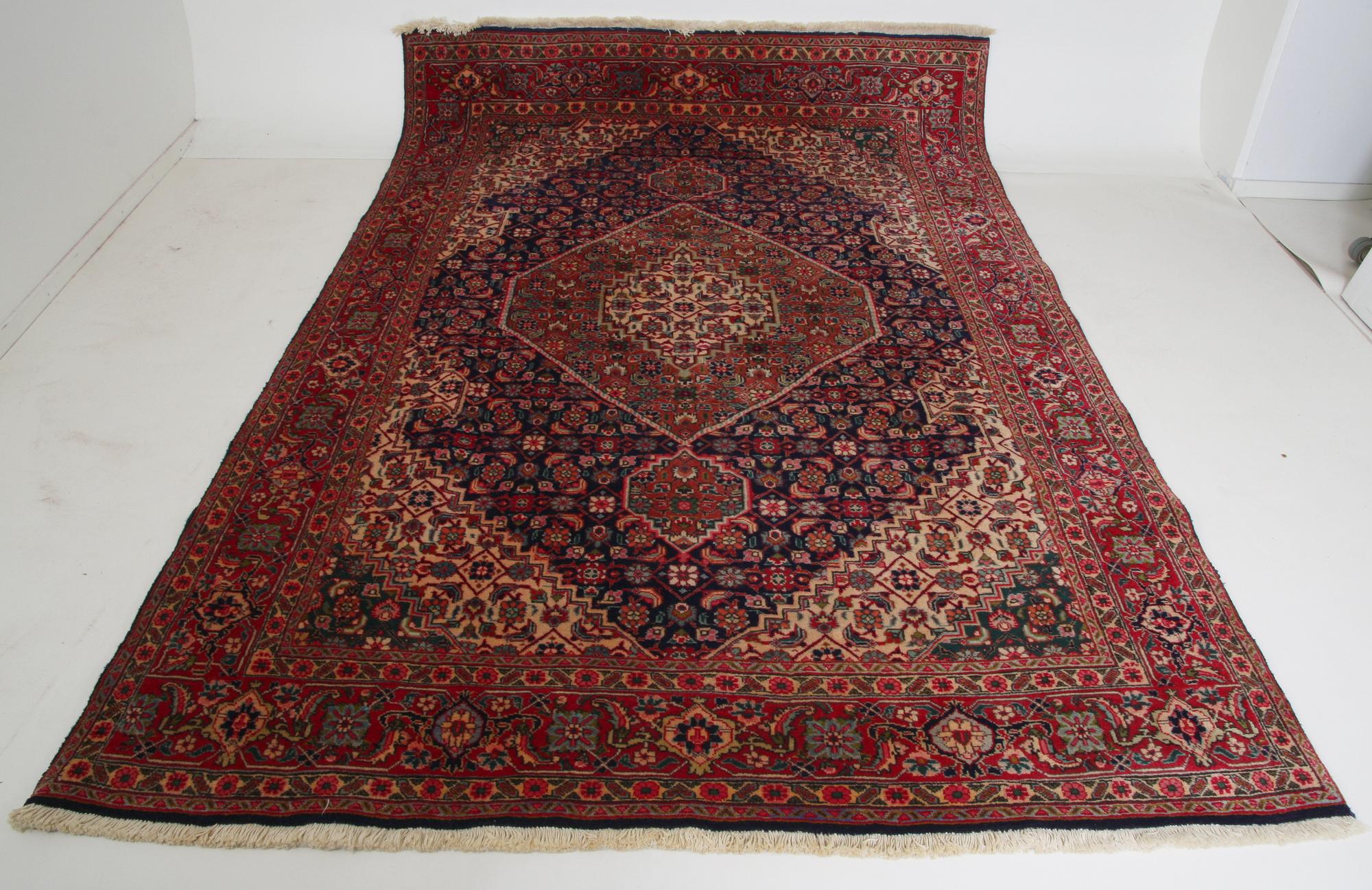 MATTA, orientalisk. 294 x 201.
