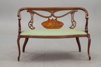 SALONGSGRUPP, 3 delar. Art-deco, europa, 1900-talets början.