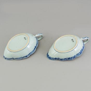Two blue and white sauce boats, Qing dynasty, Qianlong (1736-95).