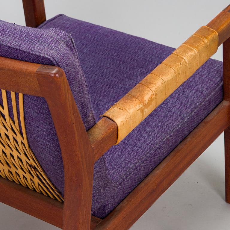 Carl Gustaf Hiort af Ornäs, Nojatuolipari, "Rialto", Puunveisto Oy - Träsnideri Ab, 1900-luvun puoliväli.