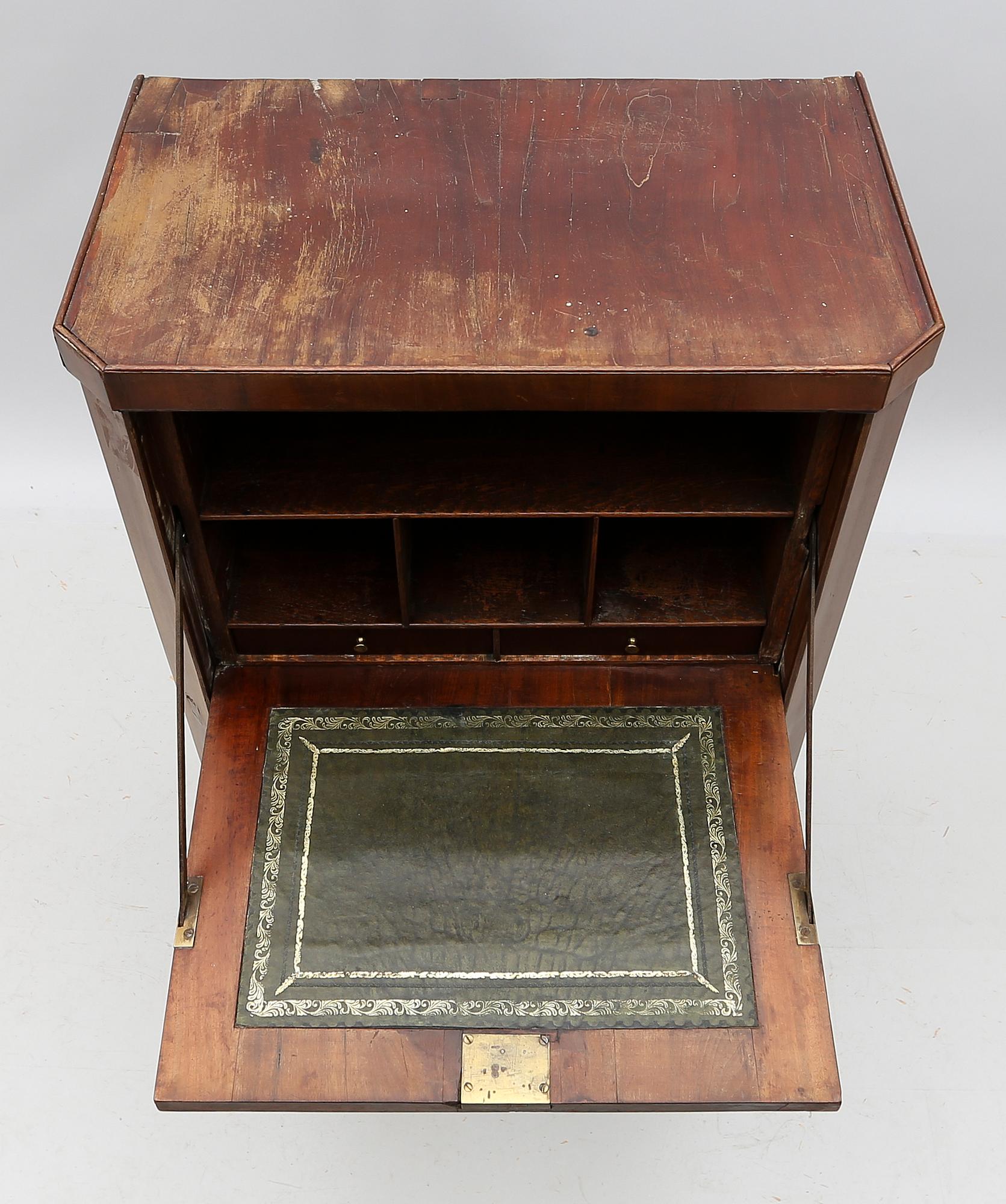 SEKRETÄR, 1800-talets mitt.
