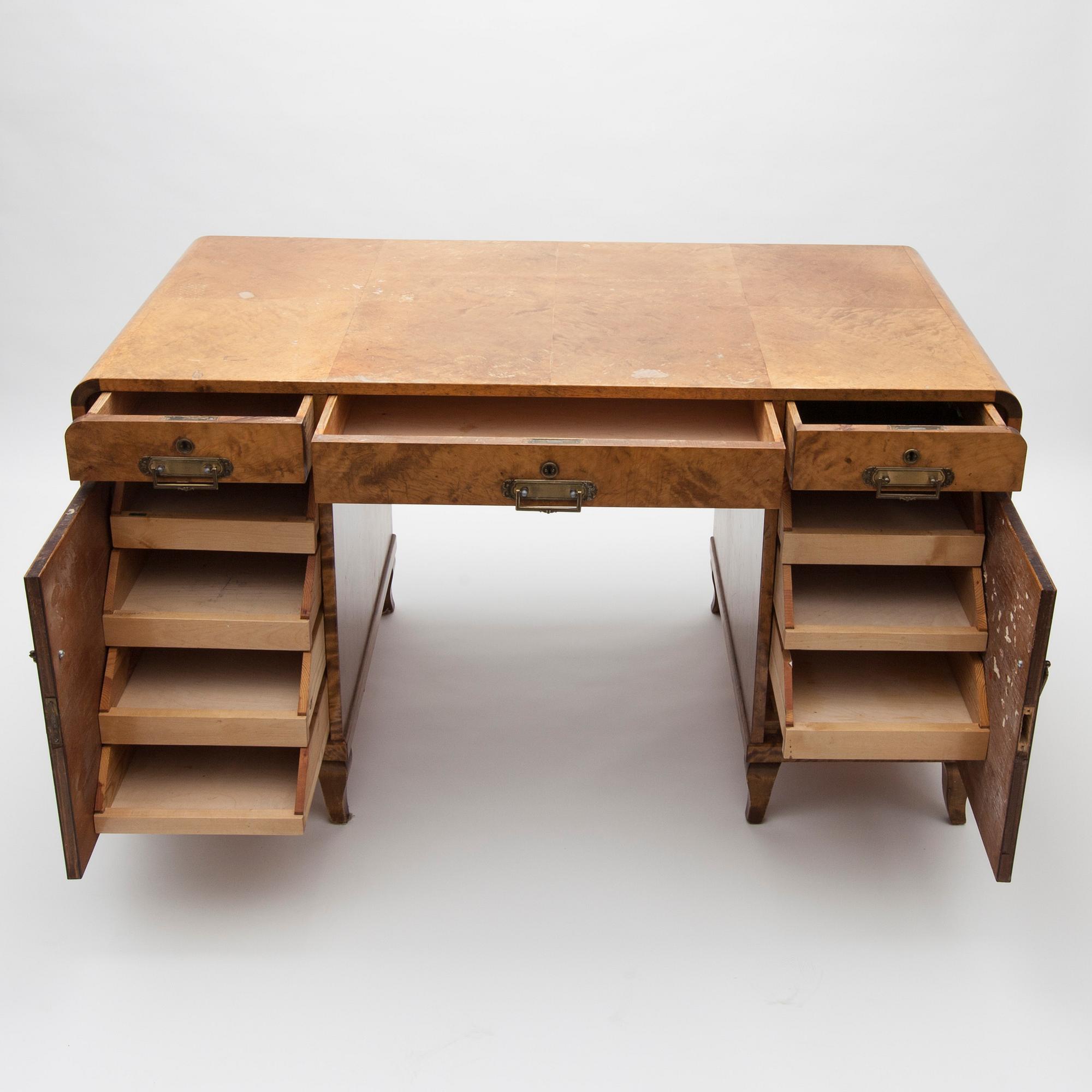 SKRIVBORD, 1930-tal.