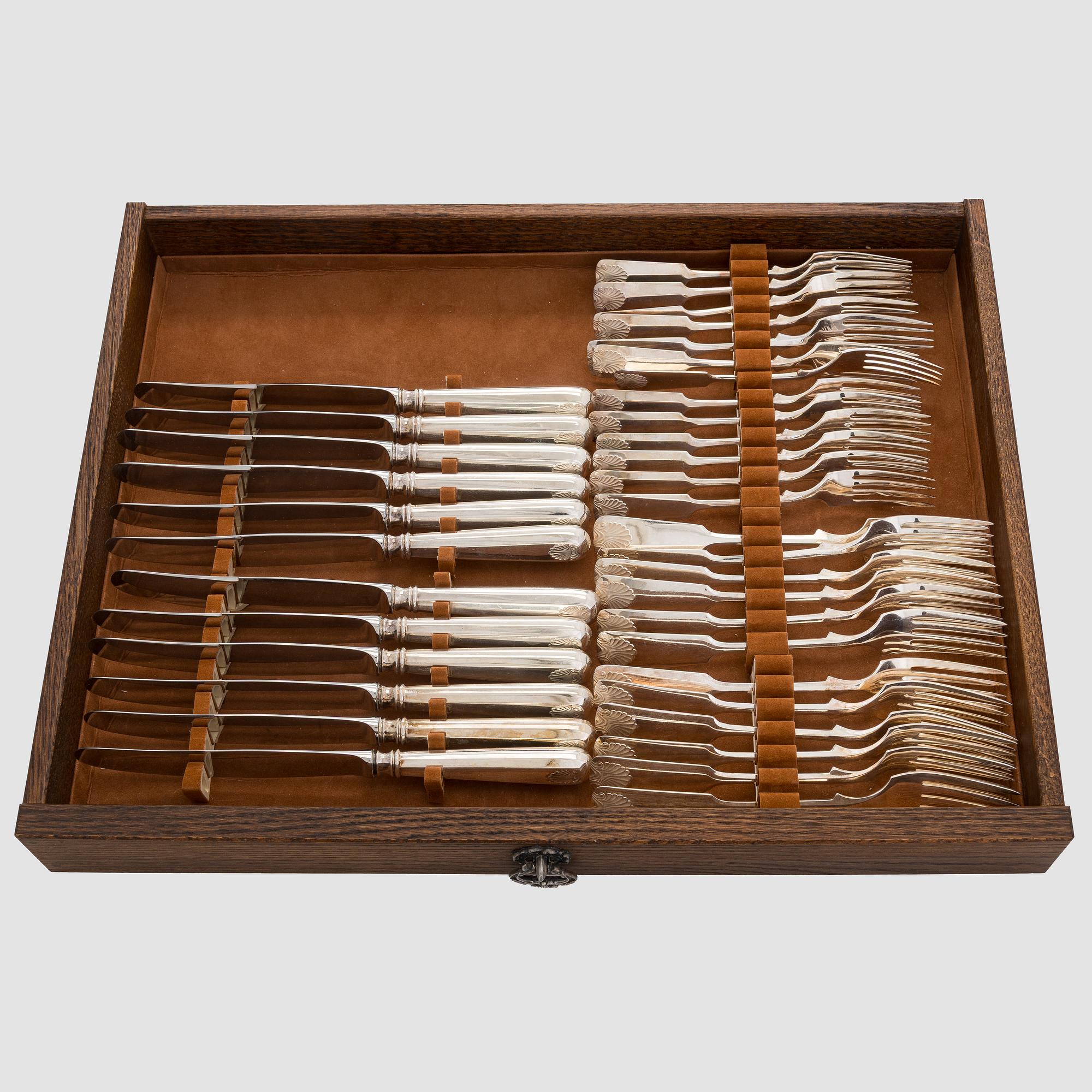 A 93-piece silver cutlery set in fitted wooden box, Kultakeskus, Hämeenlinna, 1985-1989.