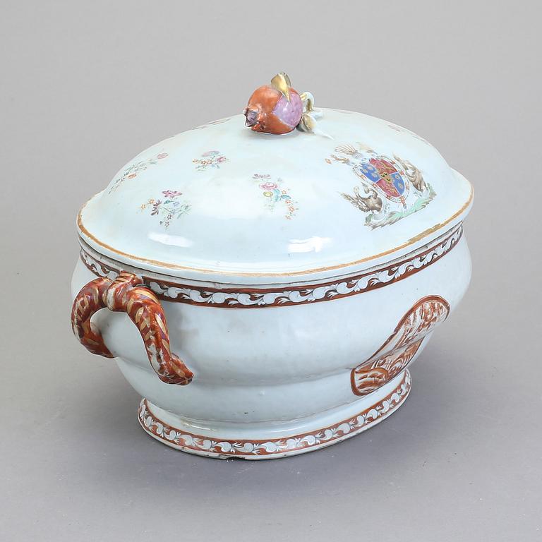 TERRIN, porslin, Kina, sent 1700-tal.