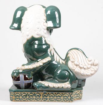 FIGURIN, porslin, Kina, 1900-talets andra hälft.