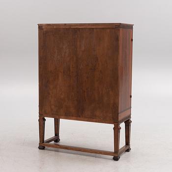 A cabinet, 1920's/30's.