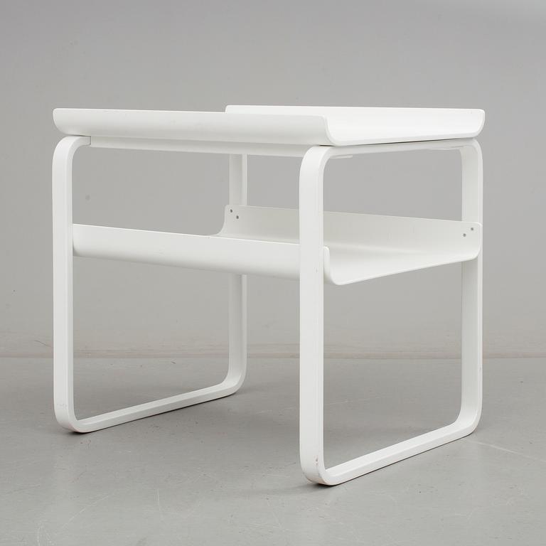 BORD, modell 75, Alvar Aalto, Artek 2000-tal.