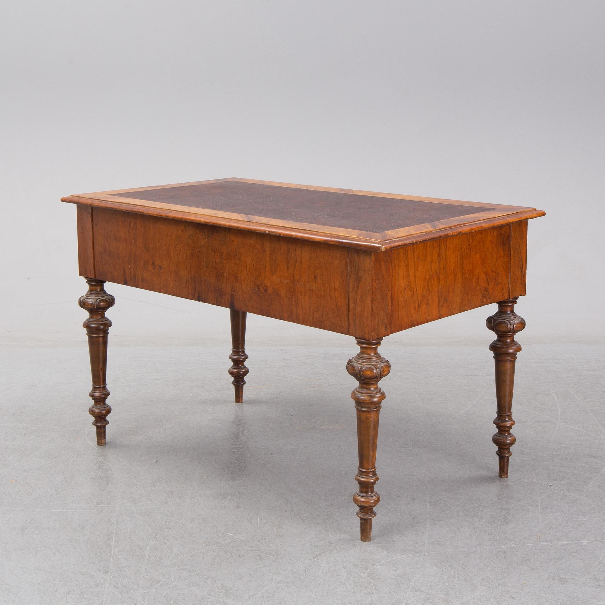 Skrivbord, nyrenässans, 1800-talets slut.