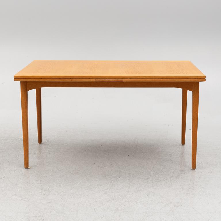 Carl Malmsten, dining table, "Calmare key", Åfors furniture factory.