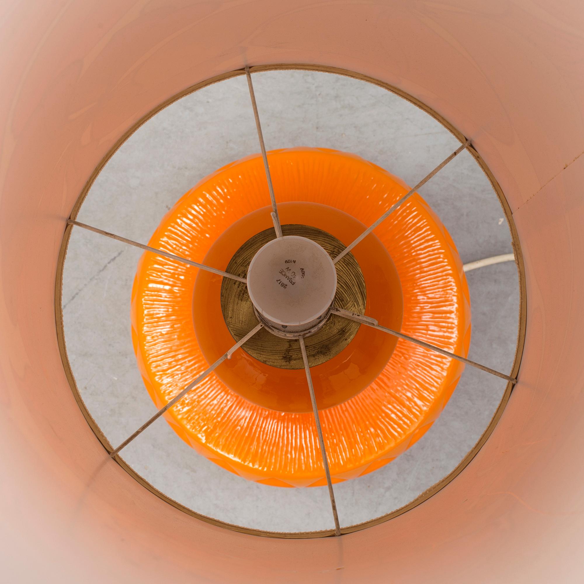 A 1970s floot light.