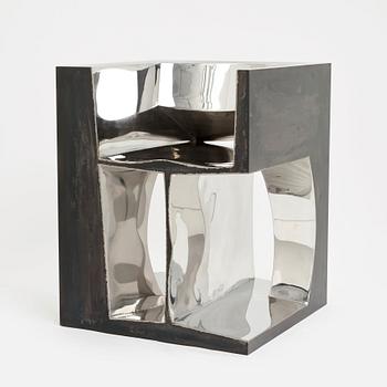 Ron Arad, fåtölj "2 R NOT", 1992, nummer 6 i upplaga om 20 exemplar.