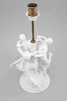 BORDSLAMPA, porslin och mässing, Karl Himmelstoss, Rosenthal, 1900-talets första hälft.