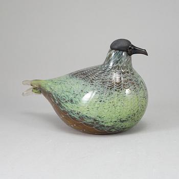 OIVA TOIKKA, a glassbird, Labbe (Kihu), nr 57/3000, signed OivaToikka Nuutajärvi, Notsjö.