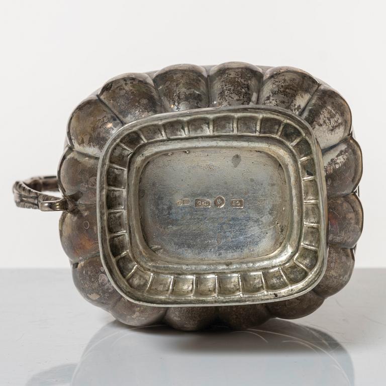 Confectionery bowl and cream jug, low-grade silver, Empire, 19th Century.