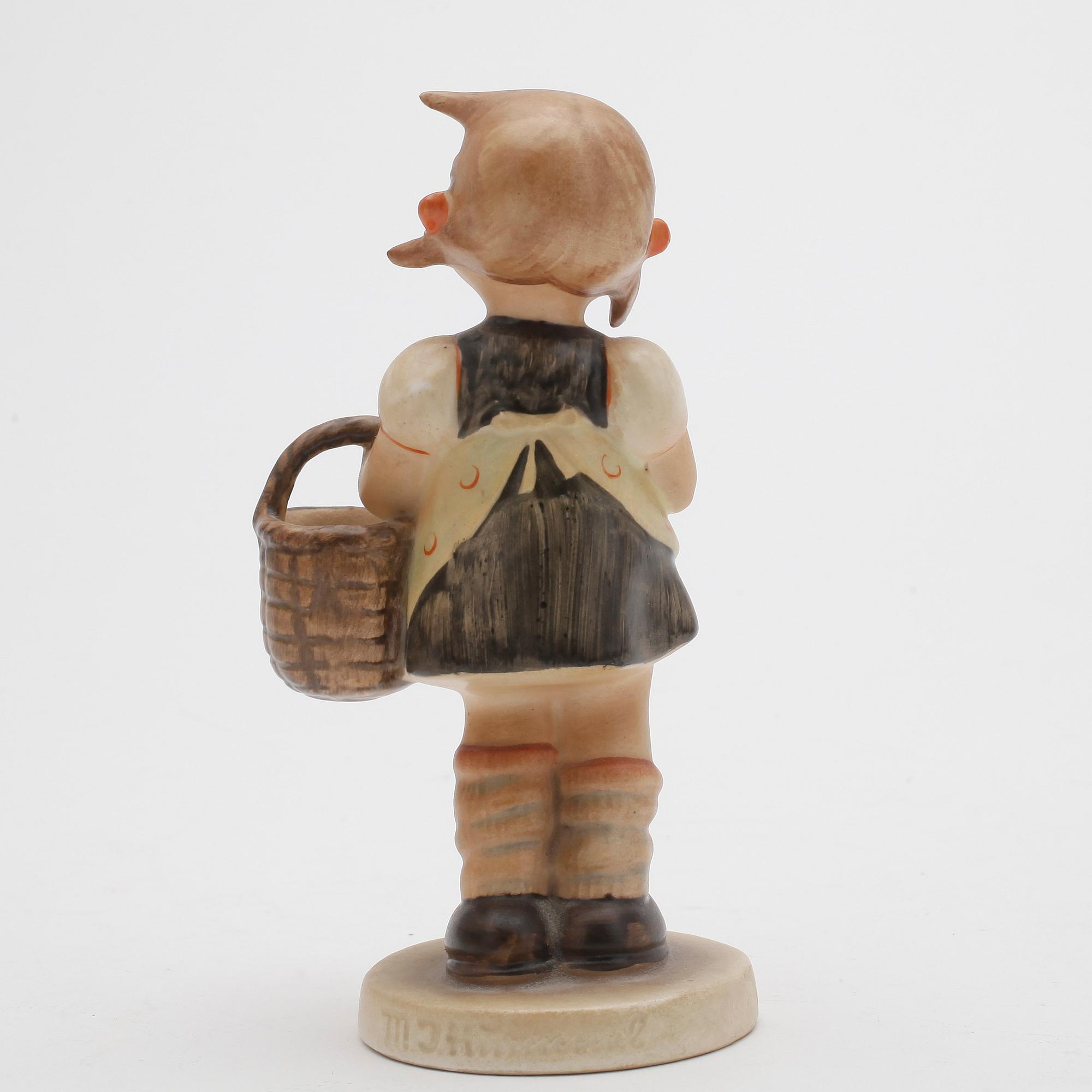 FIGURINER, 5 st, porslin, MJ Hummel, Goebel, 1900-tal.