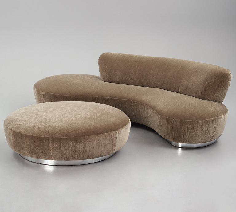 Vladimir Kagan, a "Serpentine" sofa with ottoman, New York Collection (Club House Italia), Italy post 1999.