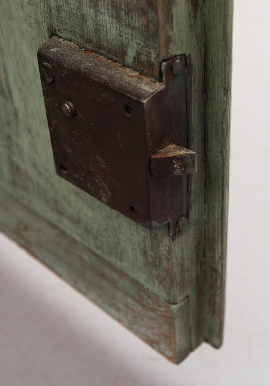 HÄNGSKÅP, 1700-tal.