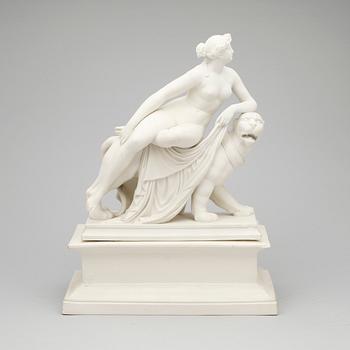 SKULPTUR, biskviporslin, 1900-talets första hälft.