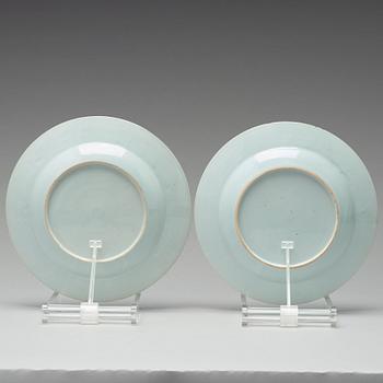 A pair of famille rose dinner plates, Qing dynasty, Qianlong (1736-95).