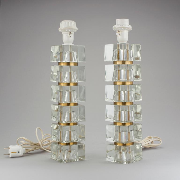 BORDSLAMPOR, 2 st, glas. 1960-tal. Möjligen Carl Fagerlund.