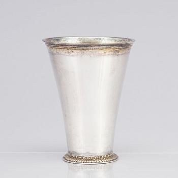 A Swedish early 18th century parcel-gilt beaker, marks of Johan Rudman, Gävle (1689-1727).