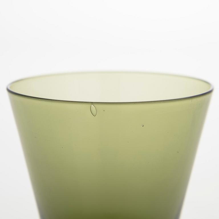 Kaj Franck, A set of 18 model 2744 "Kimara" drinking glasses, Nuutajärvi Notsjö 1950s-60s.