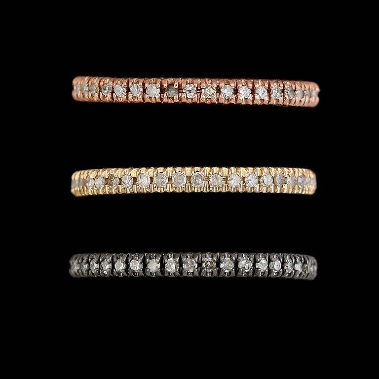 RINGAR, 3 st, 9K trefärgat guld, åttkantslipade diamanter tot ca 0.90 ct. Tot vikt ca 6 g.