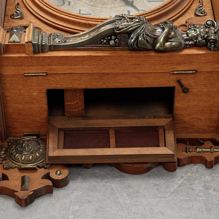 A Neo-Renaissance Lenzkircher wall clock, late 19th Century.
