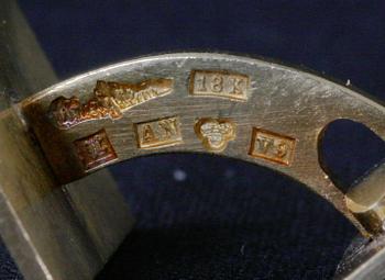 MANSCHETTKNAPPAR, 18 K, Wiwen Nilsson, 1972.