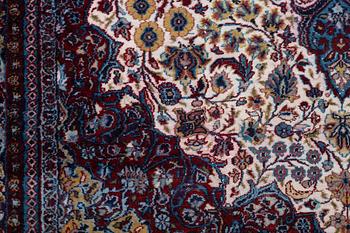 Carpet, Isfahan, 200 x 125 cm.