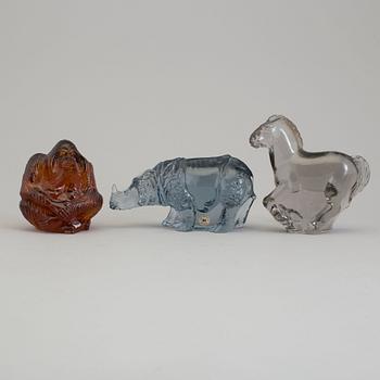 PAUL HOFF, 11 animal glass figurines made for the benefit of WWF.