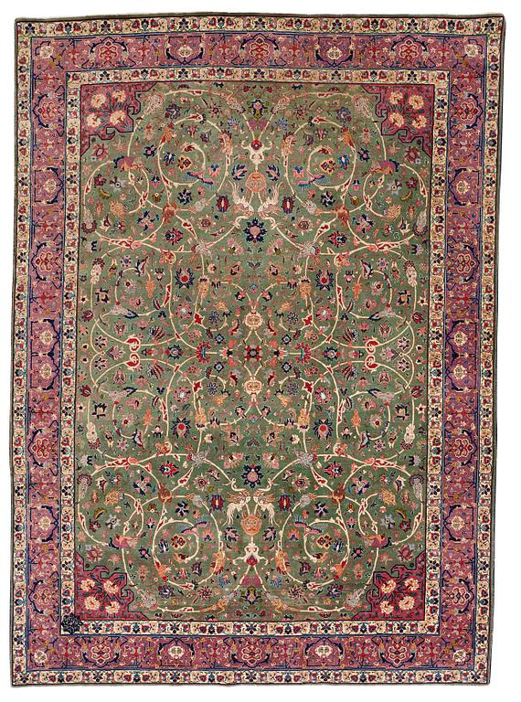 Matto, a semi-antique Tabriz, ca 374-376,5 x 268-276 cm.