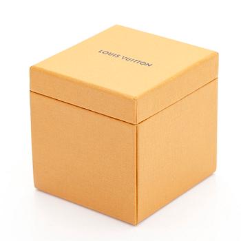 Louis Vuitton, an 18K gold and diamond 'LV Volt One' necklace.