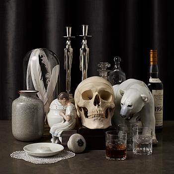 A UNIQUE WHISKY EXPERIENCE OF MACALLAN Fine and Rare 1954. Casc No 1902. Whisky tasting for two.