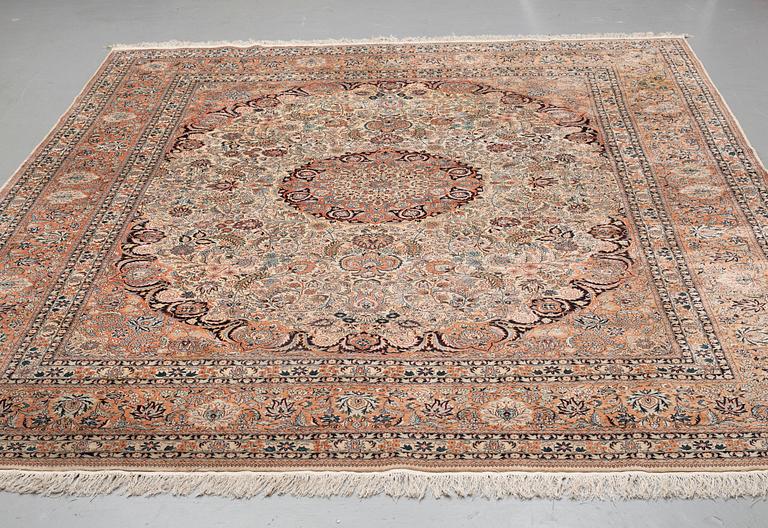 A CARPET, Old Kashmir, ca 373 x 280 cm.