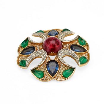 VERDURA, a gold colored brooche with multicolored stones.