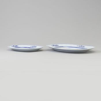 A 64-PIECE DINNER SERVICE, 'Tsing', Gustafsberg, 20th century.