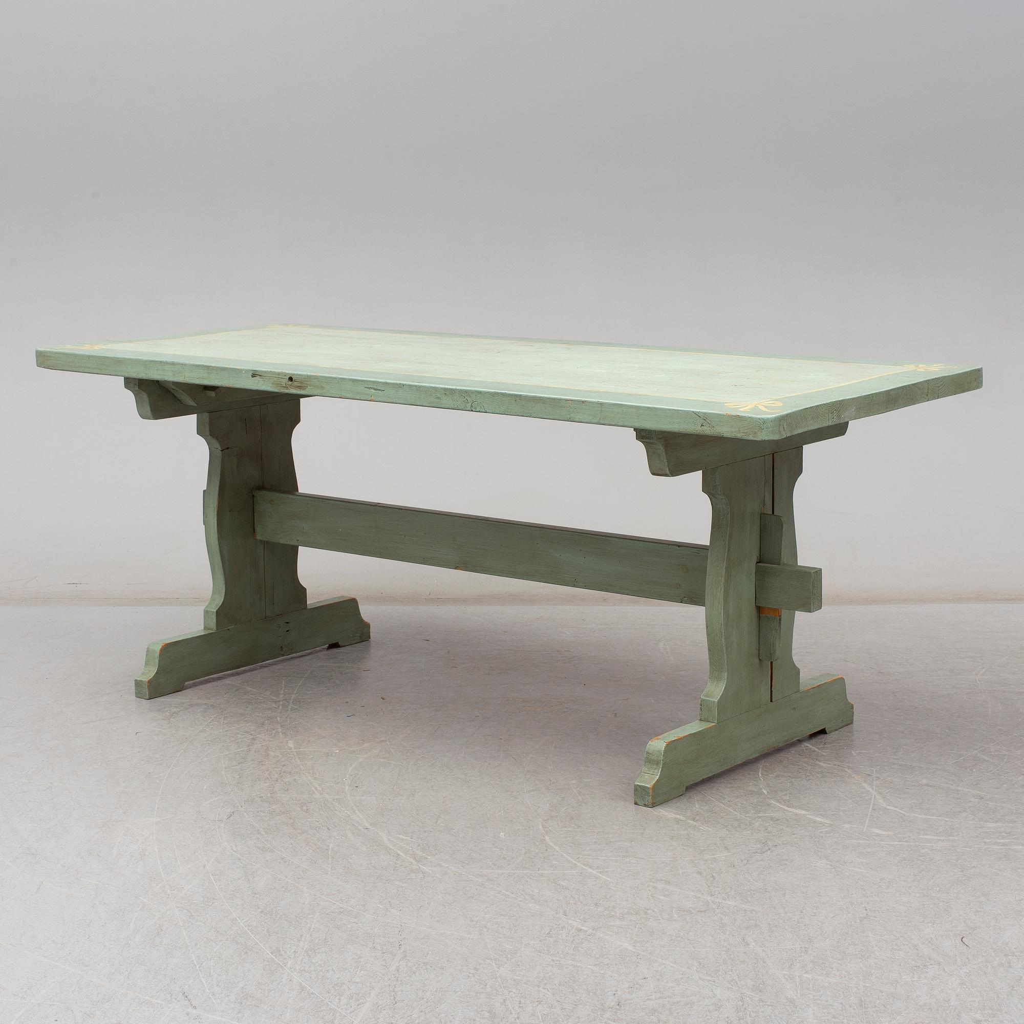 A trestle table, second half of the 20th century.