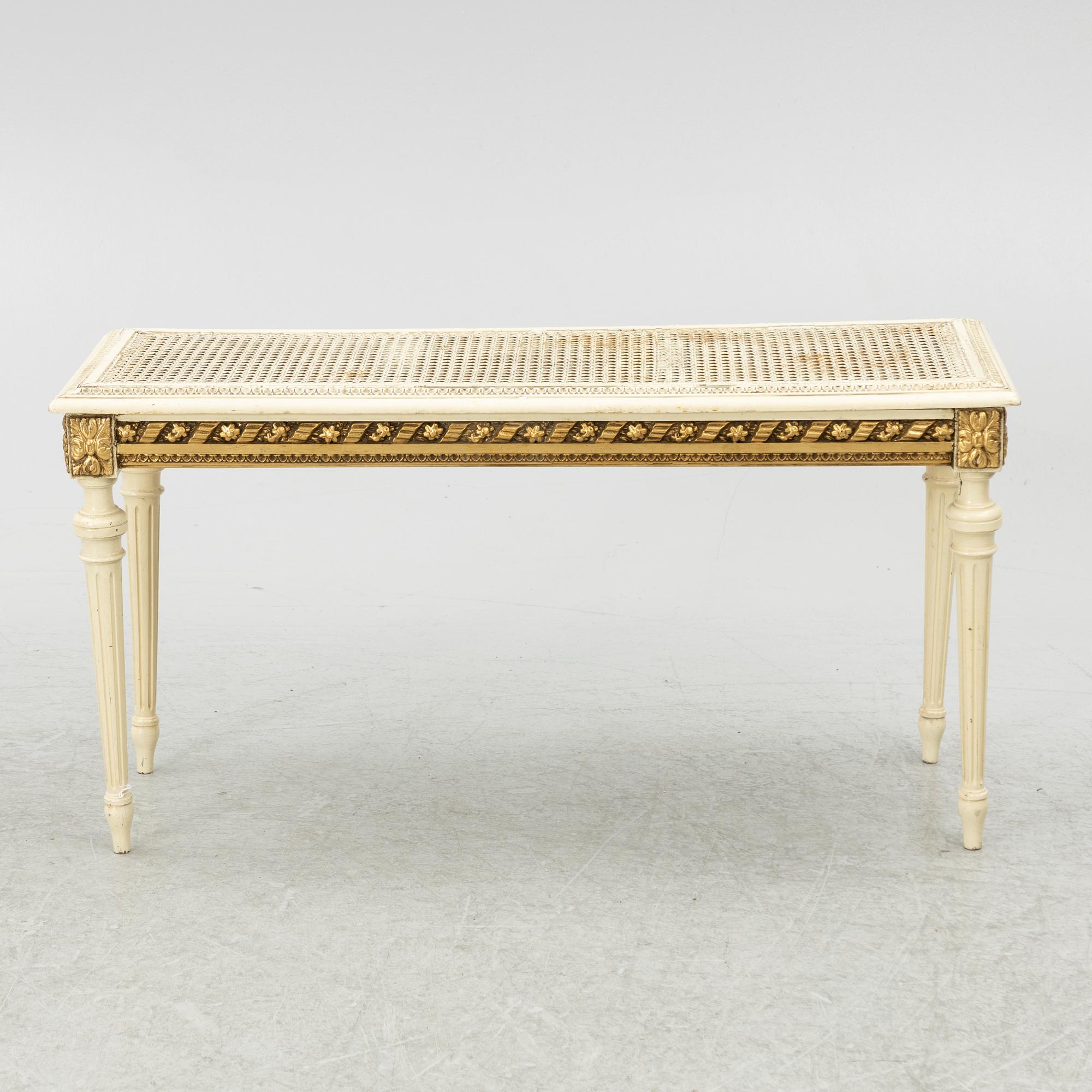 Bänk, Gustaviansk stil, 1900-tal.