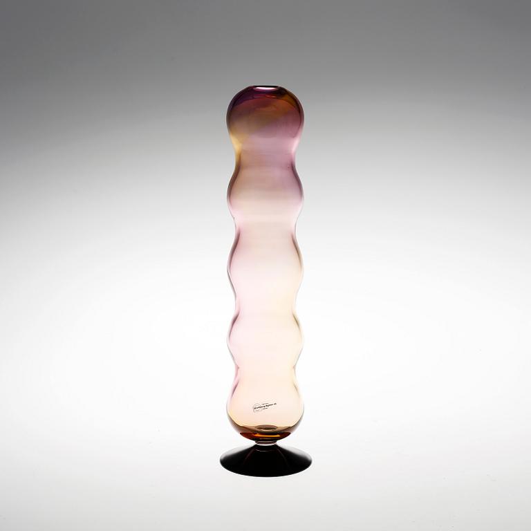 VAS, glas, Studioglas Strömbergshyttan, sent 1900-tal.